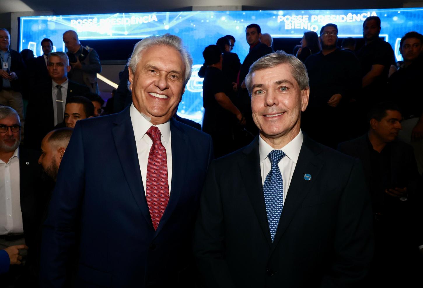 Caiado prestigia posse de André Rocha como presidente da Fieg