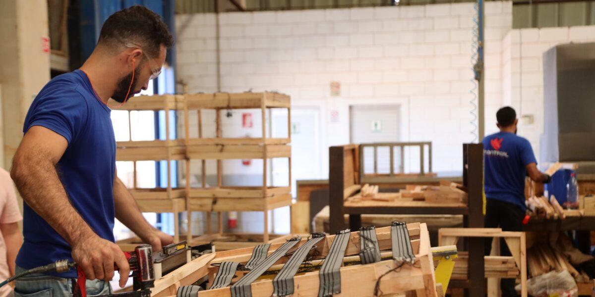 Empresas ofertam mais de 550 vagas de emprego em Aparecida