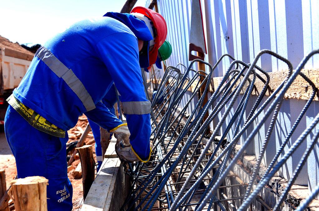 Empresas ofertam mais de 1,2 mil vagas de emprego em Aparecida