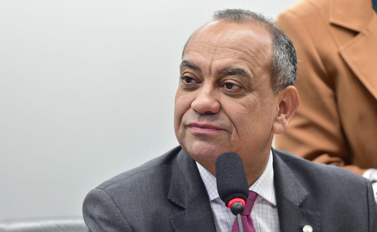 Comissão aprova cobertura obrigatória de tratamento de saúde mental completo pelos planos de saúde