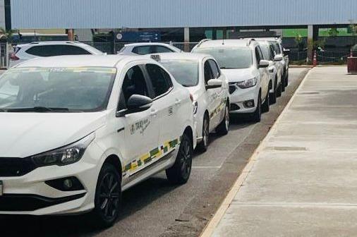 Prefeitura de Goiânia oferece treinamento a motoristas de táxi e aplicativos