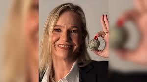 Professora da EFG é premiada por projeto de reflorestamento com tecnologia sustentável