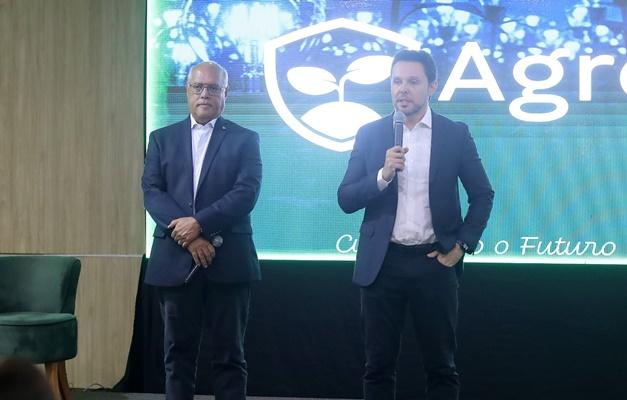 Sicoob UniCentro aborda impactos da reforma tributária no agro em evento