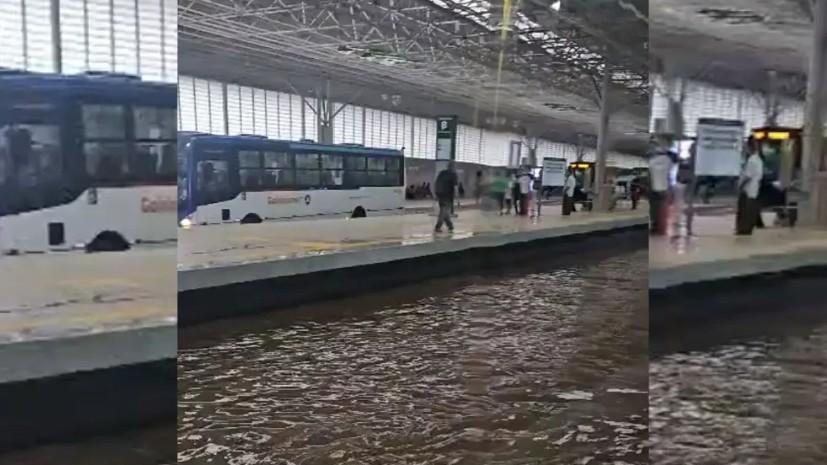 Após alagamento, prefeitura inicia nova obra no Terminal Praça da Bíblia