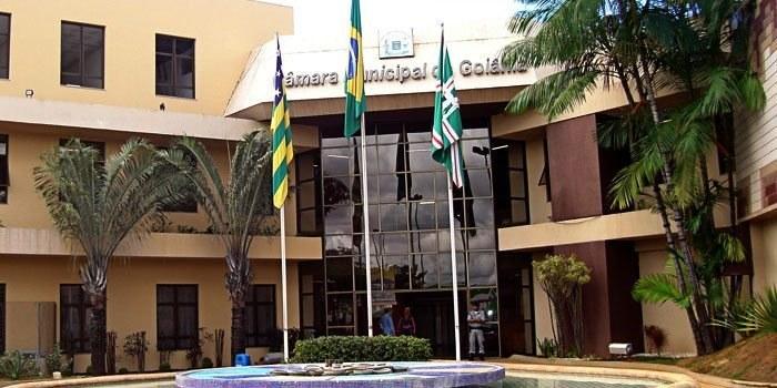 Câmara de Goiânia abre concurso público com salários de até dez mil reais