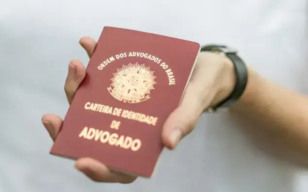 OAB-GO suspende advogados suspeitos de crimes graves em Goiás