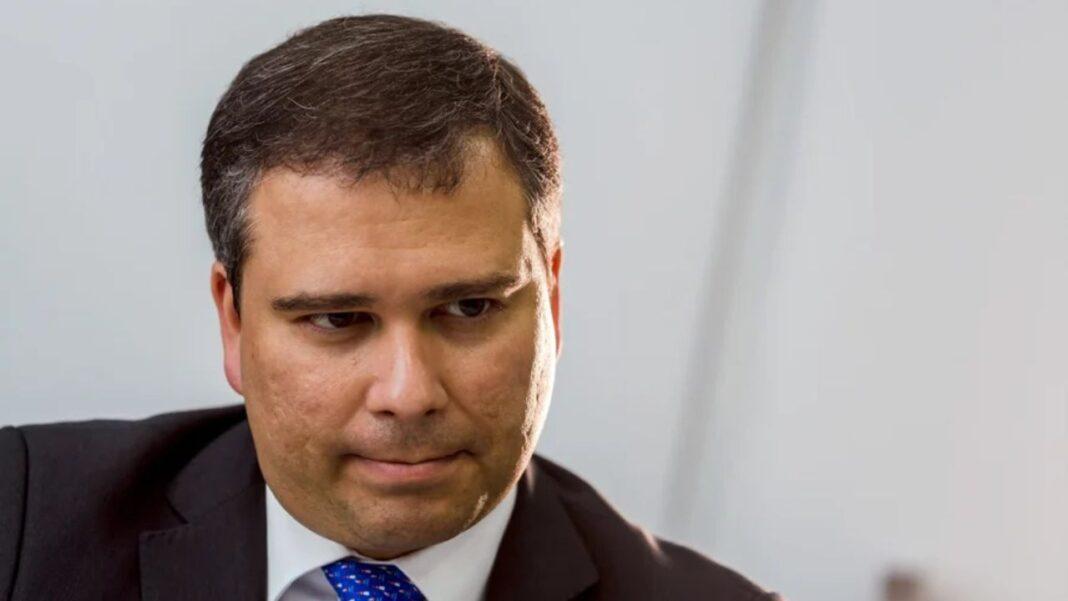 Ex-presidente do BRB é preso após investigação apontar recebimento de R$ 74 milhões em propina disfarçada de imóveis