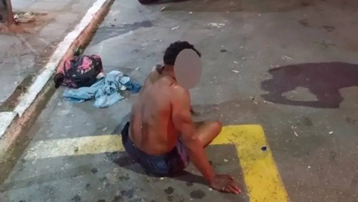 Briga generalizada termina com dois esfaqueados e suspeito espancado em Goiânia