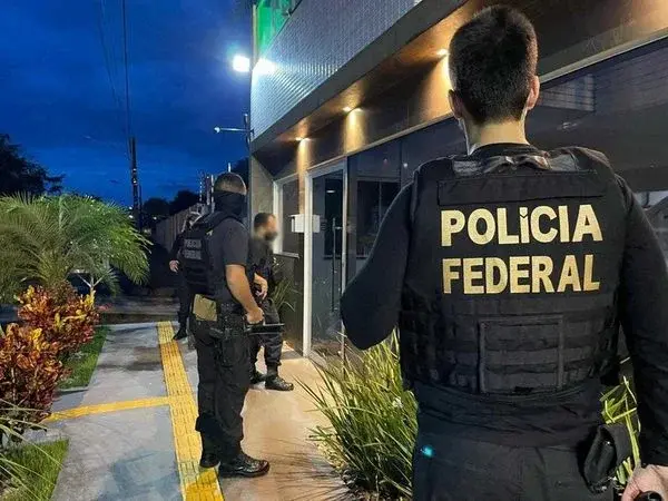 Polícia Federal cumpre mandados em Goiás e apuração aponta alvo ligado à família de Daniel Vilela