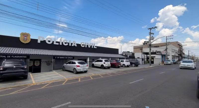 Homem é preso após perseguir jovem e familiares por quatro anos em operação interestadual