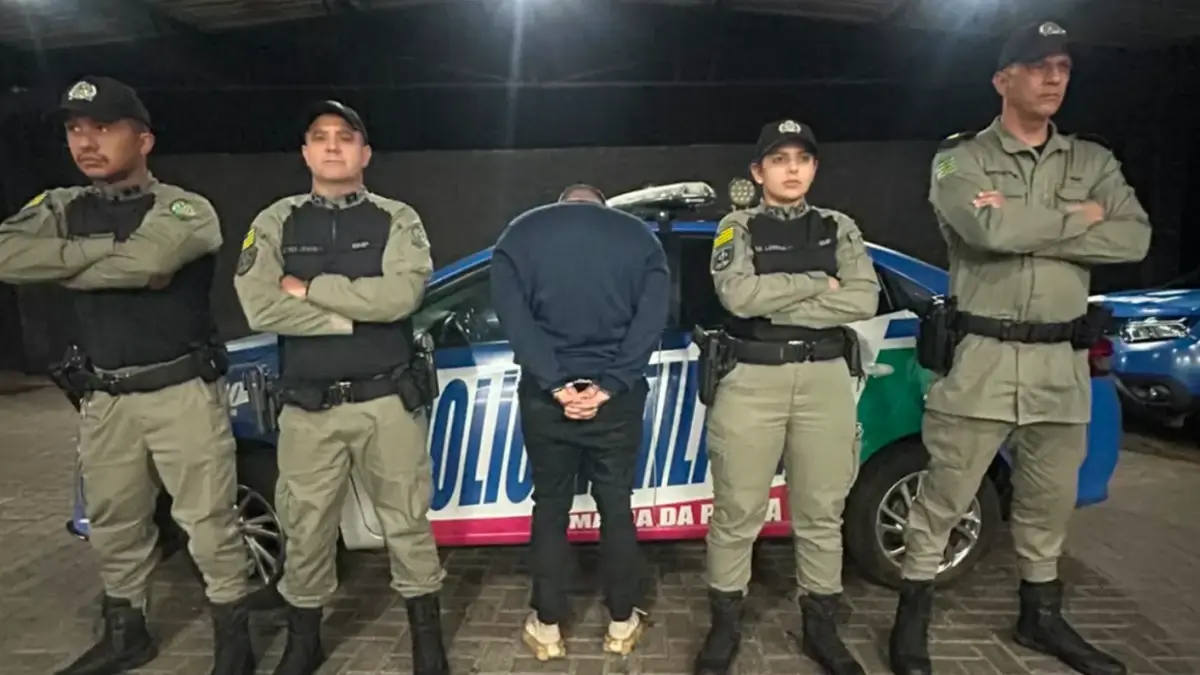 Lutador de boxe foragido por agredir ex-namorada é preso pela PM em Goiânia