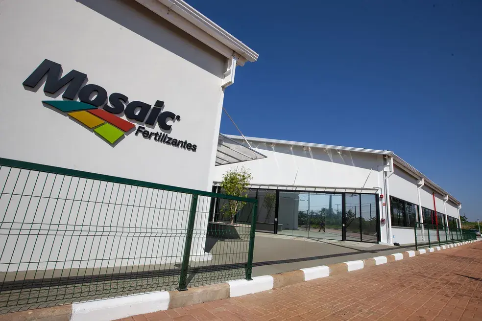 Escassez global de enxofre paralisa produção da Mosaic em Catalão e ameaça mais de 600 empregos