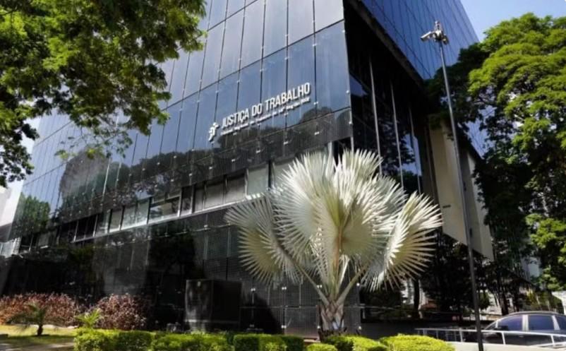 Justiça condena empresa por demitir motorista após tratamento contra câncer cerebral