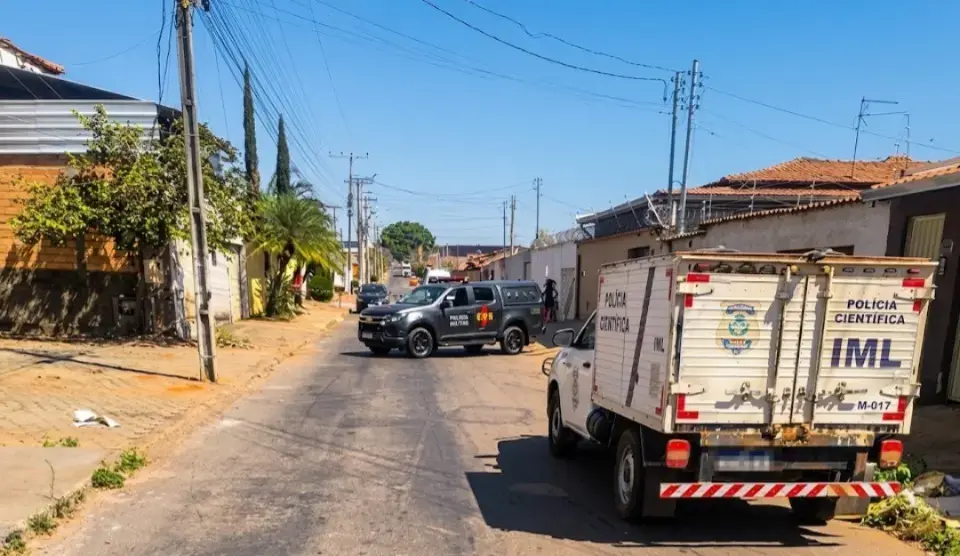 Homem morre em confronto com a PM após ataque que matou irmão em Aparecida