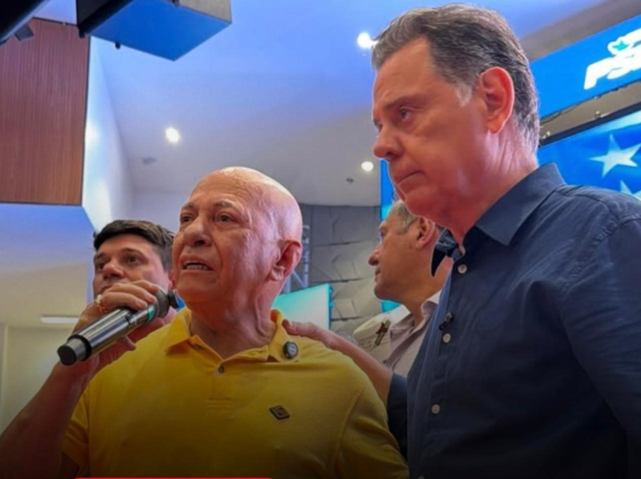 Professor Alcides e Marconi Perillo caminham juntos por Goiás em convenção histórica do PSDB
