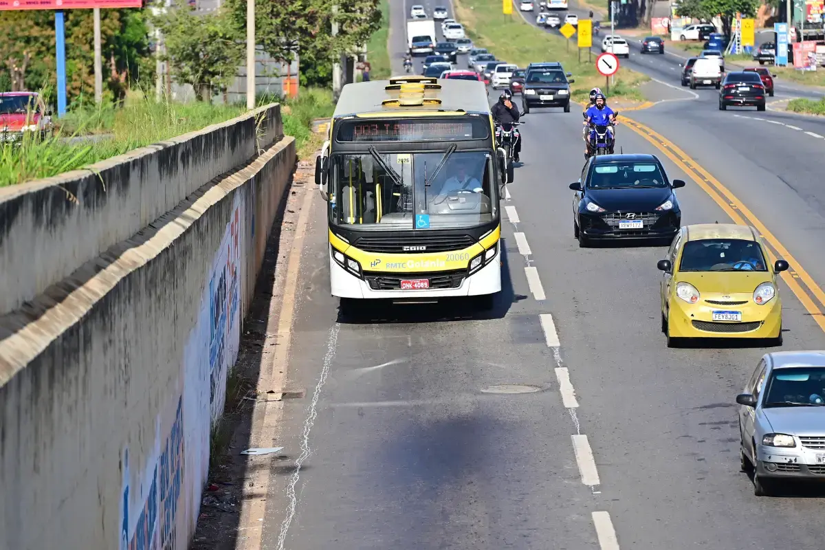Aniversário de Goiânia altera trajeto de 33 linhas de ônibus até domingo; confira as mudanças