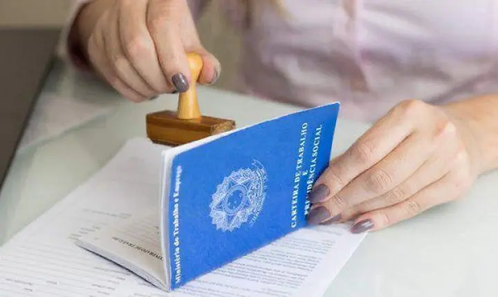 Alta rotatividade pressiona empresas e muda gestão de pessoas em Goiás