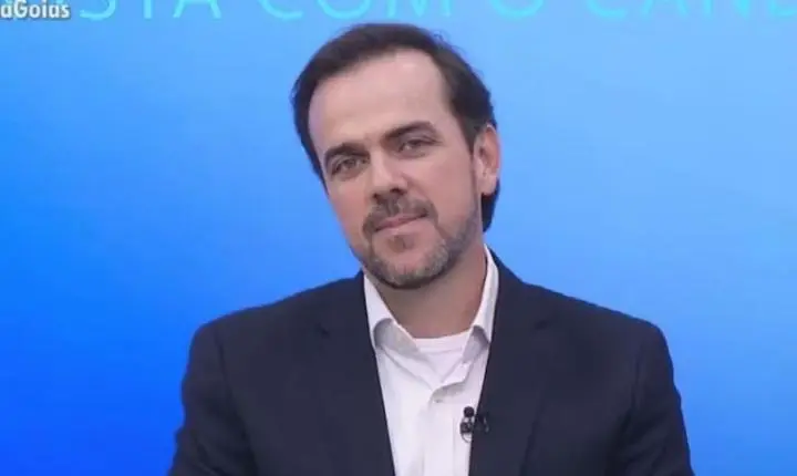 Gustavo Mendanha propõe fim da reeleição e parcerias internacionais contra o crime