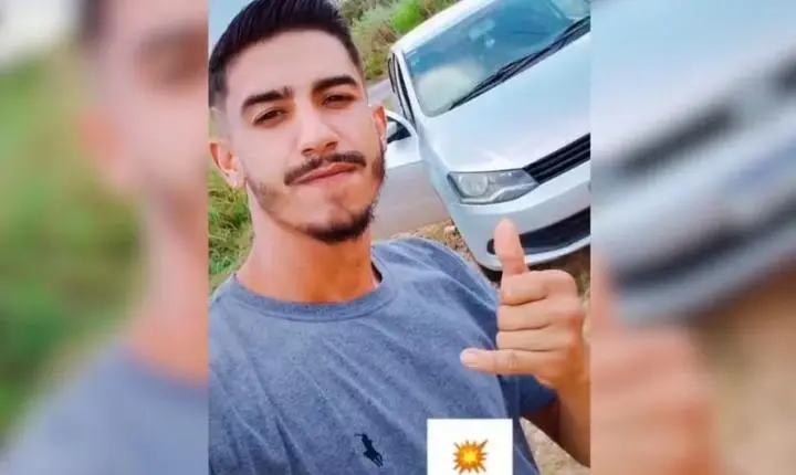 Jovem é morto a tiros e facadas dentro de casa em Três Ranchos na frente de duas crianças