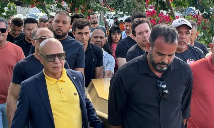 Multidão se despede de Dona Marina, mãe do deputado federal Professor Alcides, em Aparecida de Goiânia