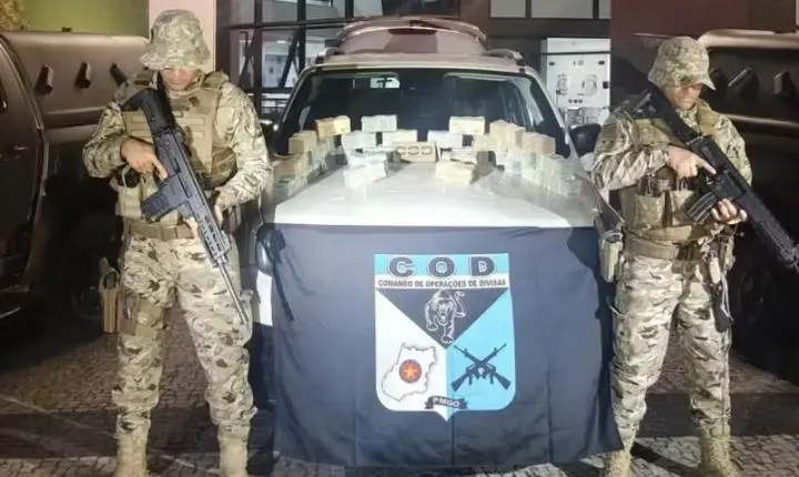 R$ 1 milhão é encontrado em porta-malas de carro na GO-020, em Goiás
