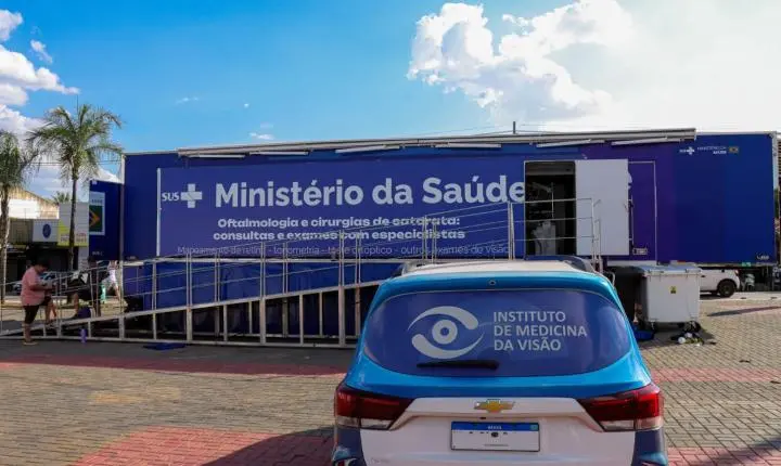 Senador Canedo recebe carreta do Ministério da Saúde para ampliar atendimento oftalmológico
